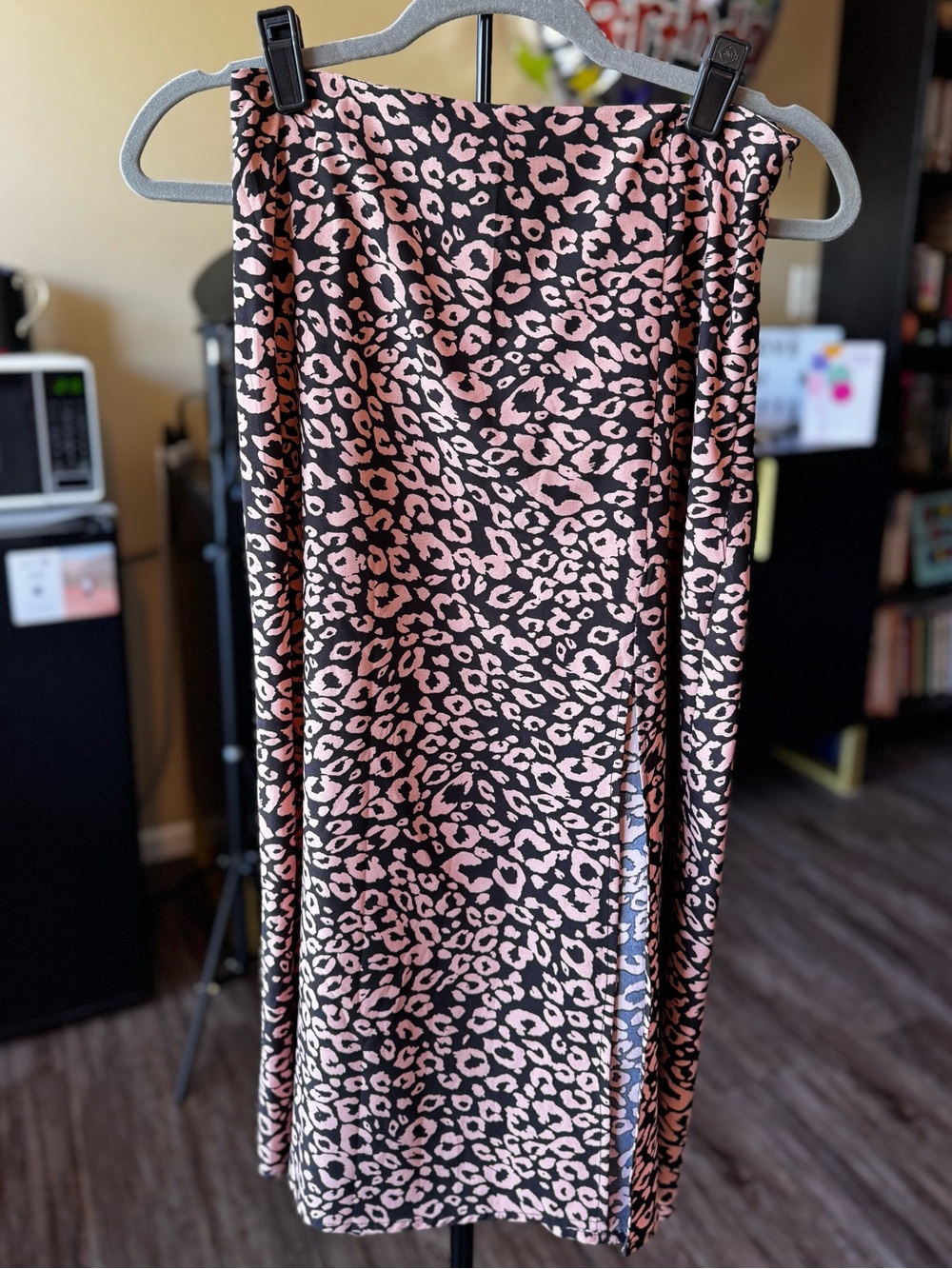 SHEIN Black & Pink Leopard Print Midi Skirt